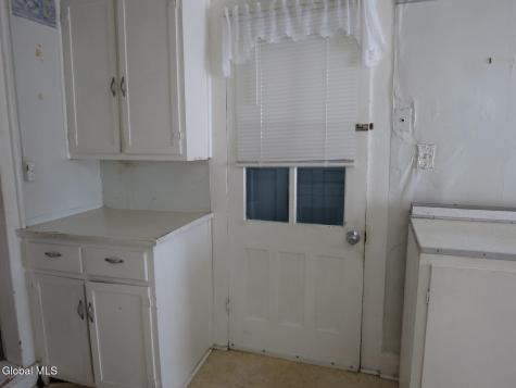 805 4th Avenue Troy NY 12182
