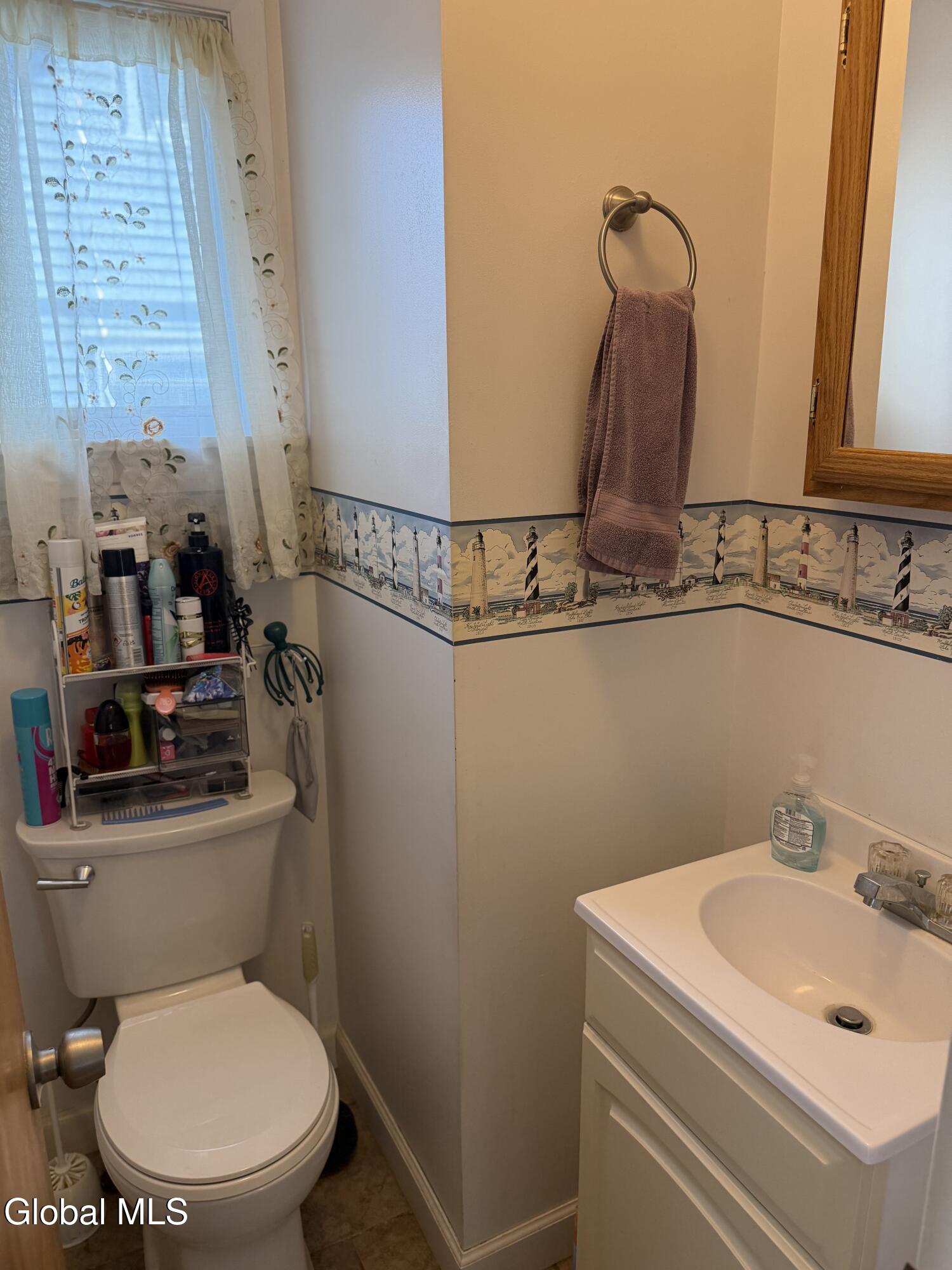 835 Dean Street Schenectady NY 12309