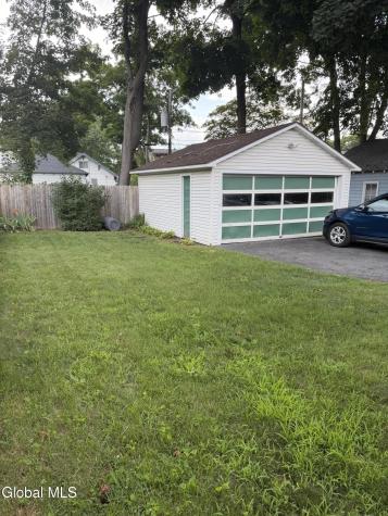835 Dean Street Schenectady NY 12309