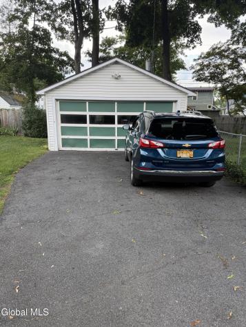 835 Dean Street Schenectady NY 12309