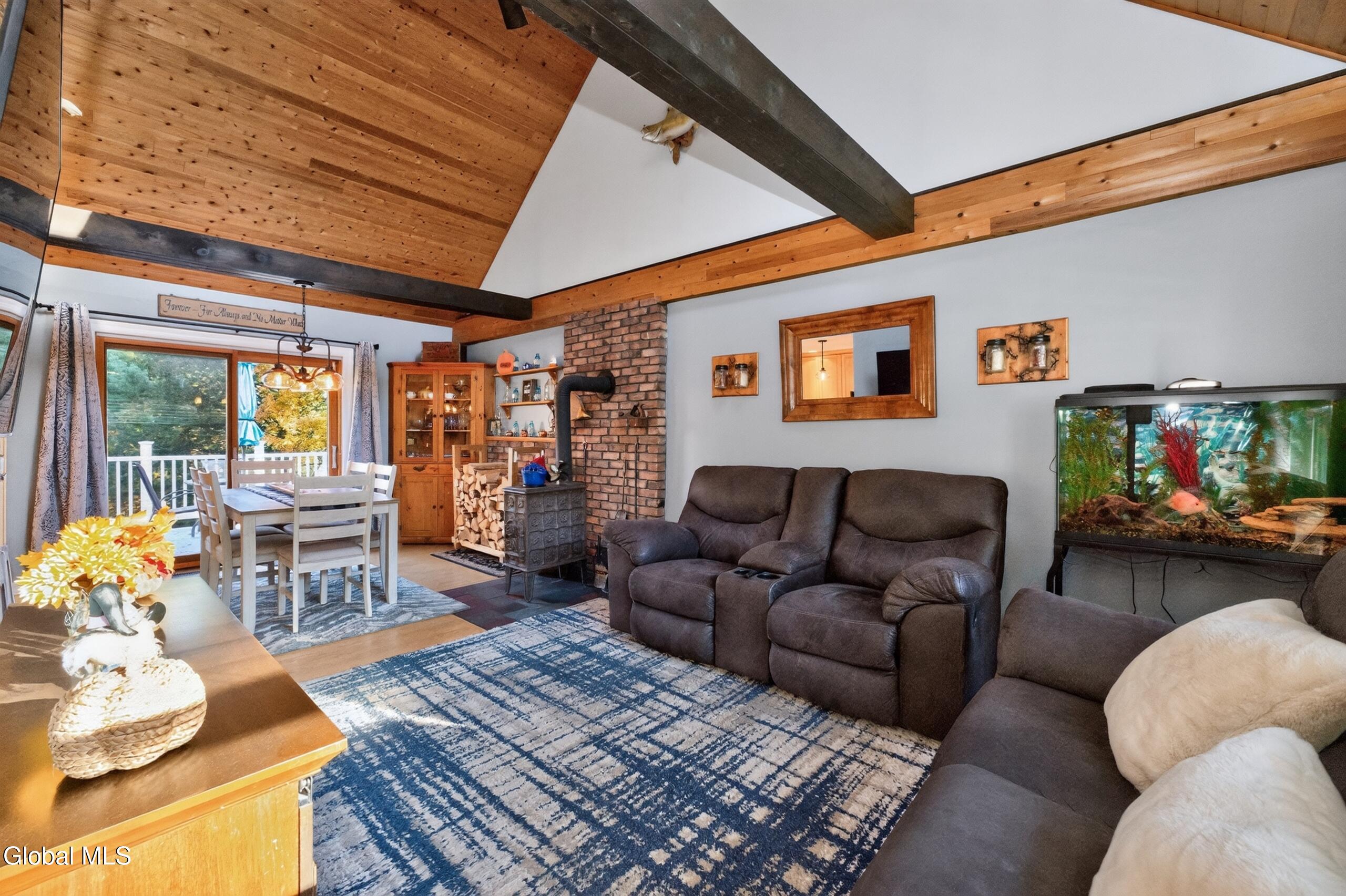 206 South Road Cropseyville NY 12052