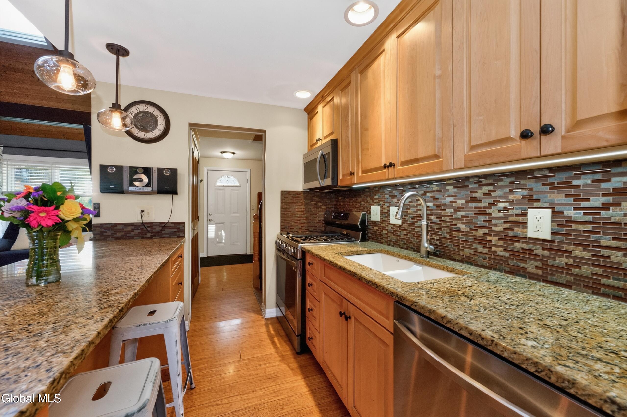 206 South Road Cropseyville NY 12052