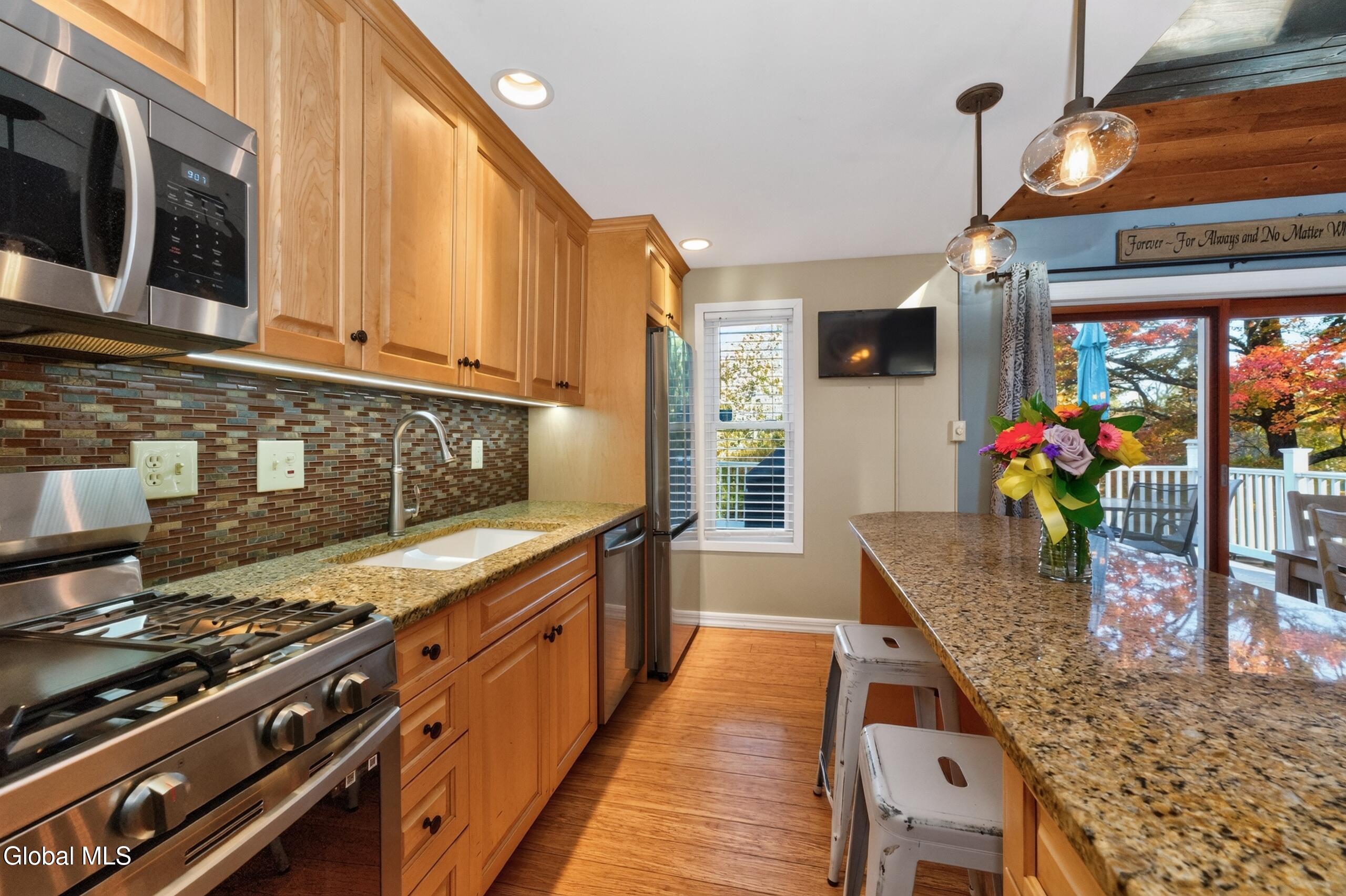 206 South Road Cropseyville NY 12052