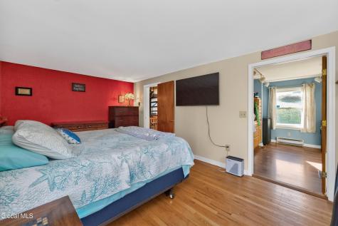 206 South Road Cropseyville NY 12052