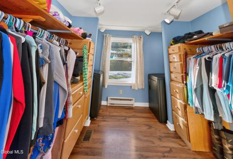 206 South Road Cropseyville NY 12052