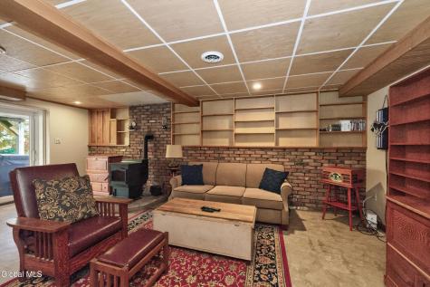 206 South Road Cropseyville NY 12052