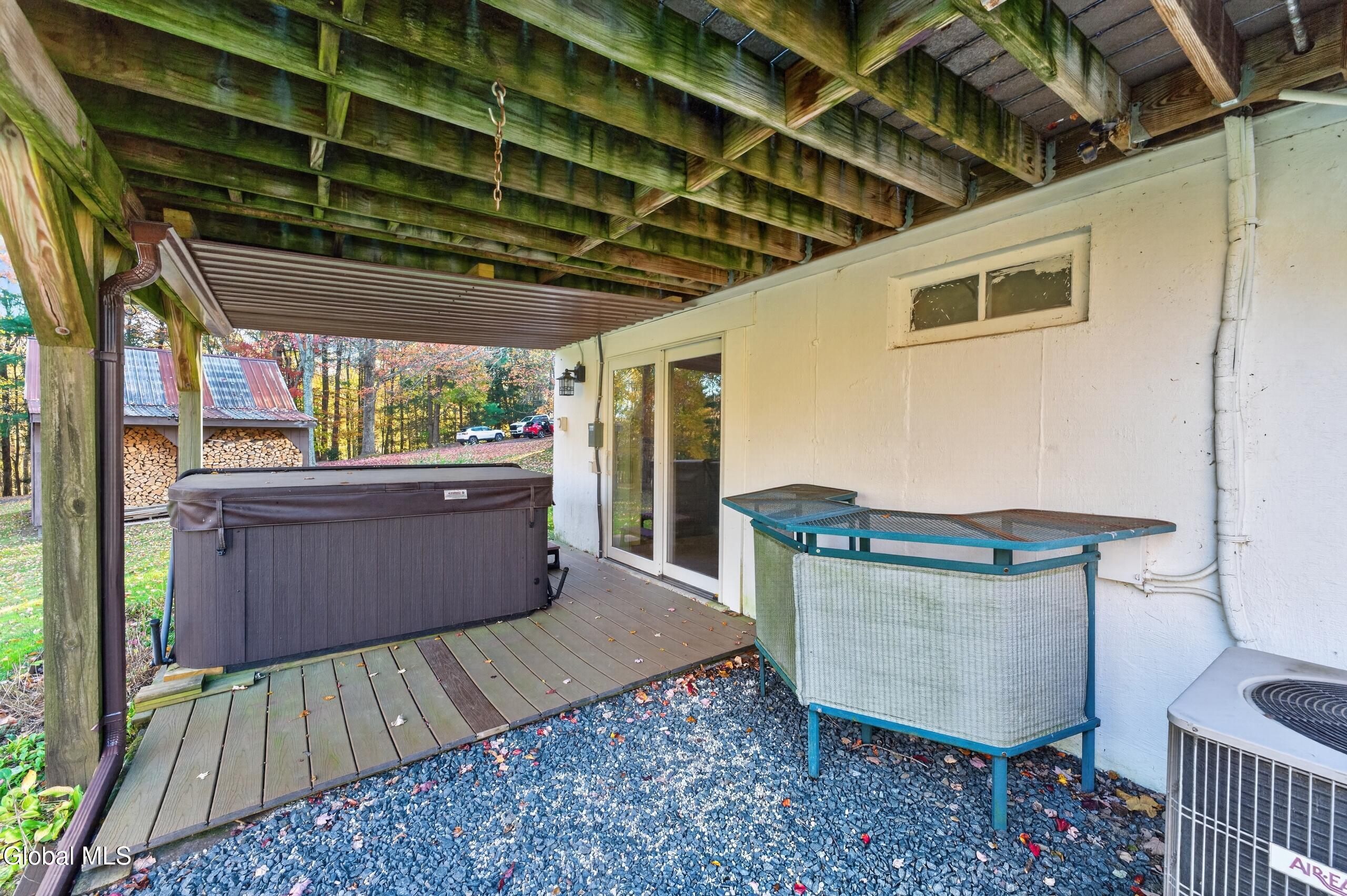 206 South Road Cropseyville NY 12052