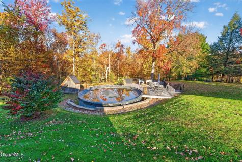 206 South Road Cropseyville NY 12052