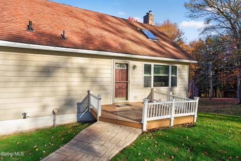 206 South Road Cropseyville NY 12052