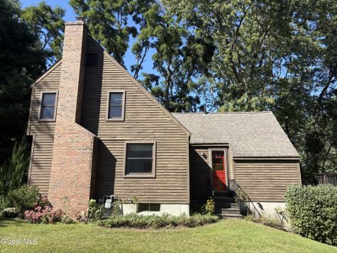 272 Brandle Road Altamont NY 12009