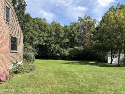272 Brandle Road Altamont NY 12009