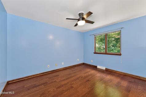 15 Arbor Lane Clifton Park NY 12065