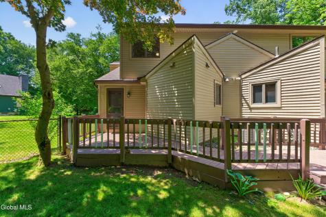 15 Arbor Lane Clifton Park NY 12065