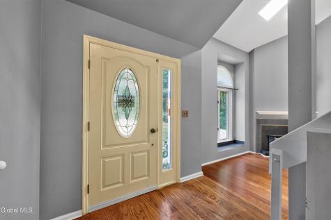 15 Arbor Lane Clifton Park NY 12065