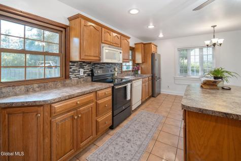 421 Unionville Feura Bush Road Feura Bush NY 12067