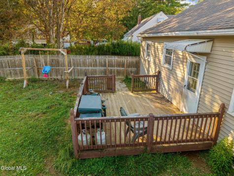421 Unionville Feura Bush Road Feura Bush NY 12067