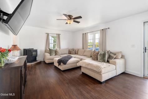 421 Unionville Feura Bush Road Feura Bush NY 12067