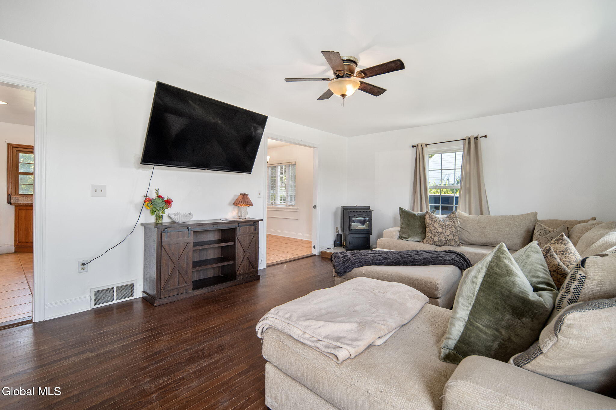 421 Unionville Feura Bush Road Feura Bush NY 12067