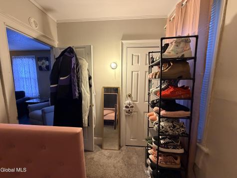 680 5th Avenue Troy NY 12182