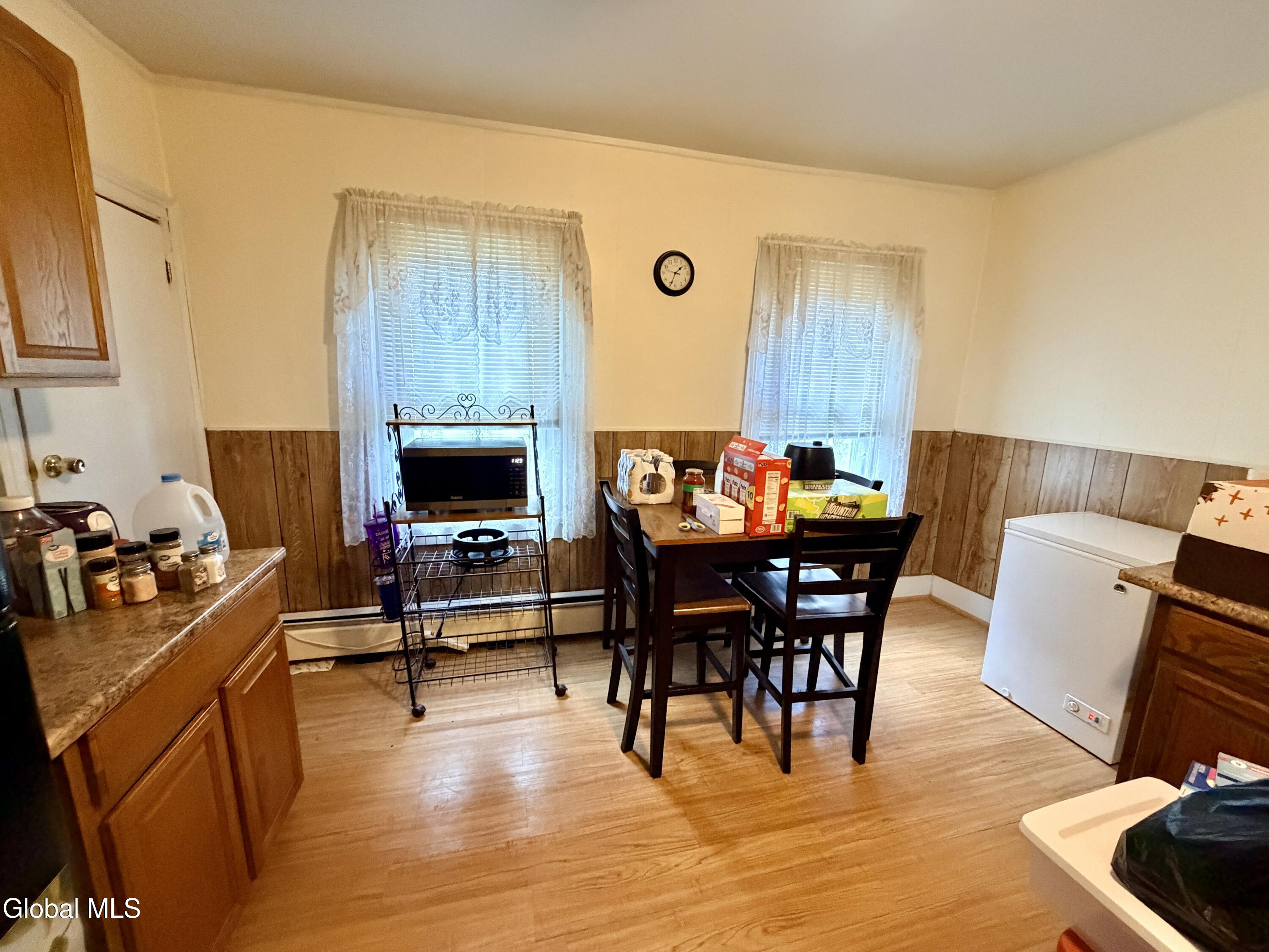 680 5th Avenue Troy NY 12182