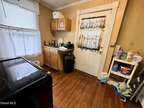 680 5th Avenue Troy NY 12182