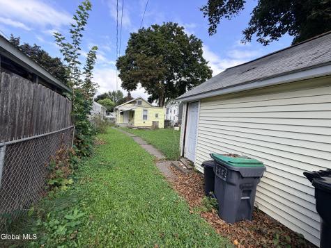 680 5th Avenue Troy NY 12182
