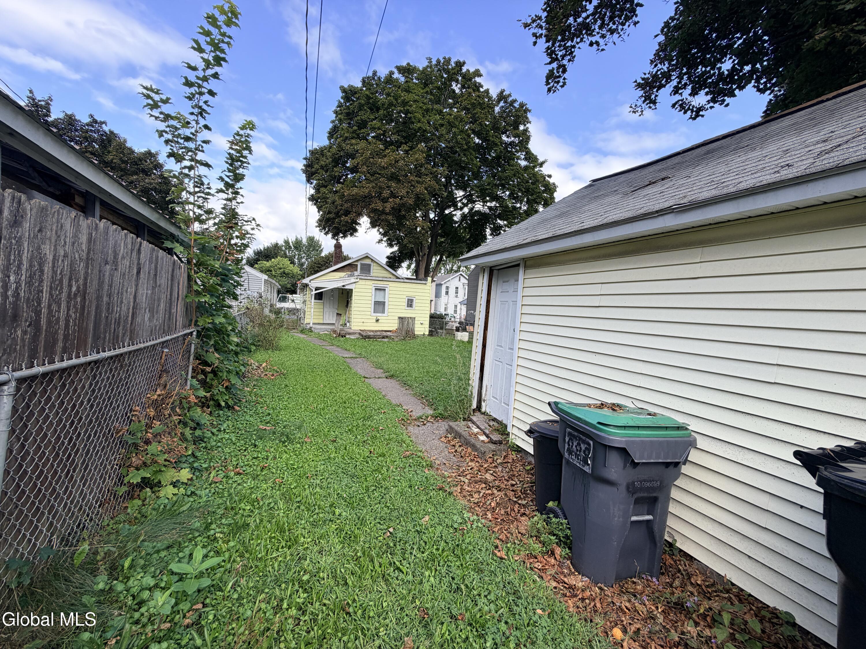680 5th Avenue Troy NY 12182