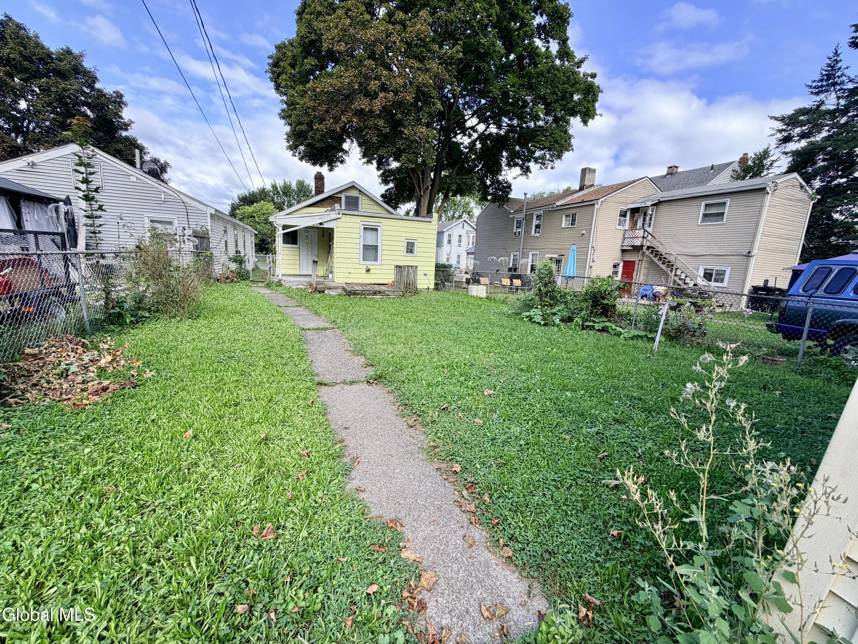 680 5th Avenue Troy NY 12182