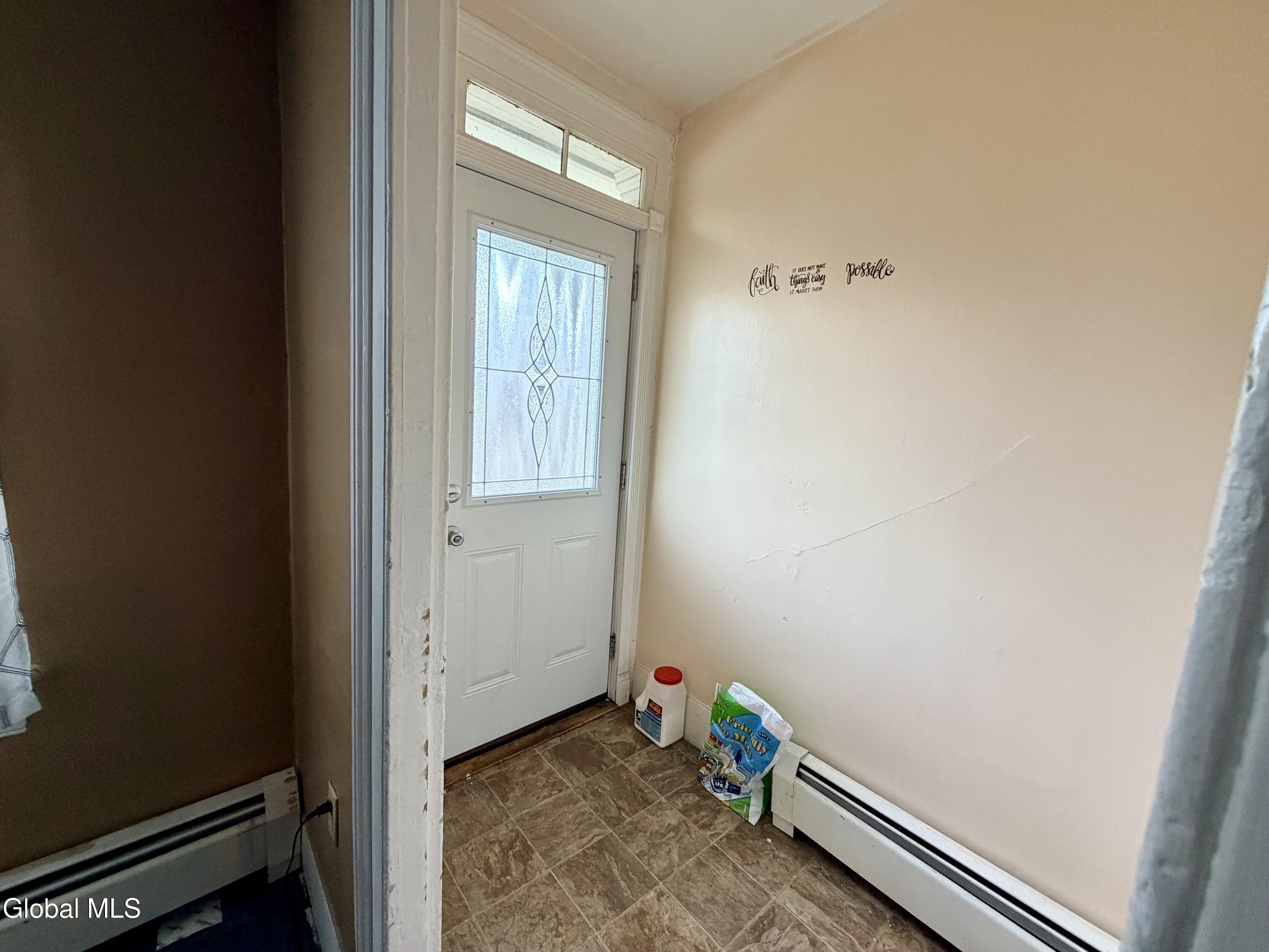 680 5th Avenue Troy NY 12182