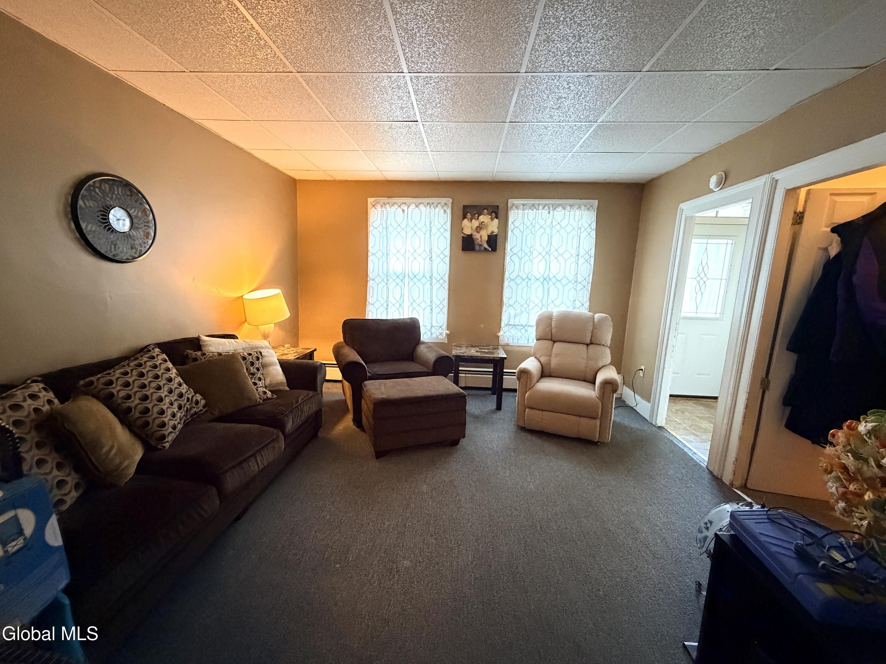 680 5th Avenue Troy NY 12182