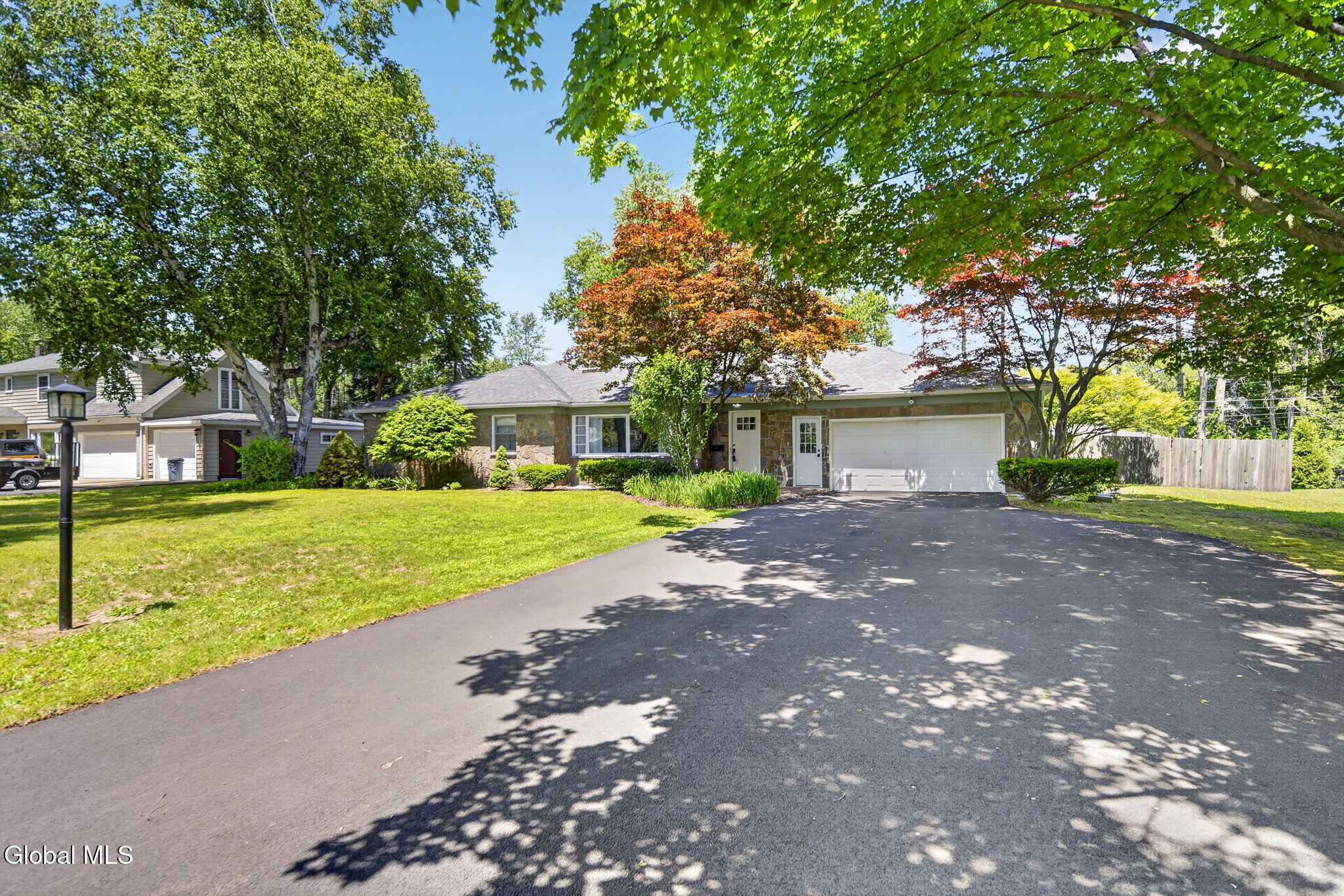 10 Willo Lane Loudonville NY 12211