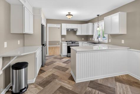 10 Willo Lane Loudonville NY 12211