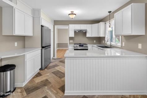 10 Willo Lane Loudonville NY 12211
