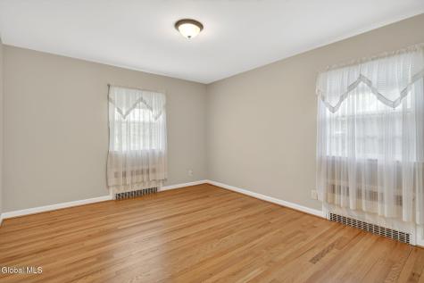 10 Willo Lane Loudonville NY 12211