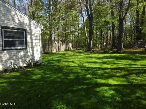 21A Woodcliffe Drive Clifton Park NY 12065