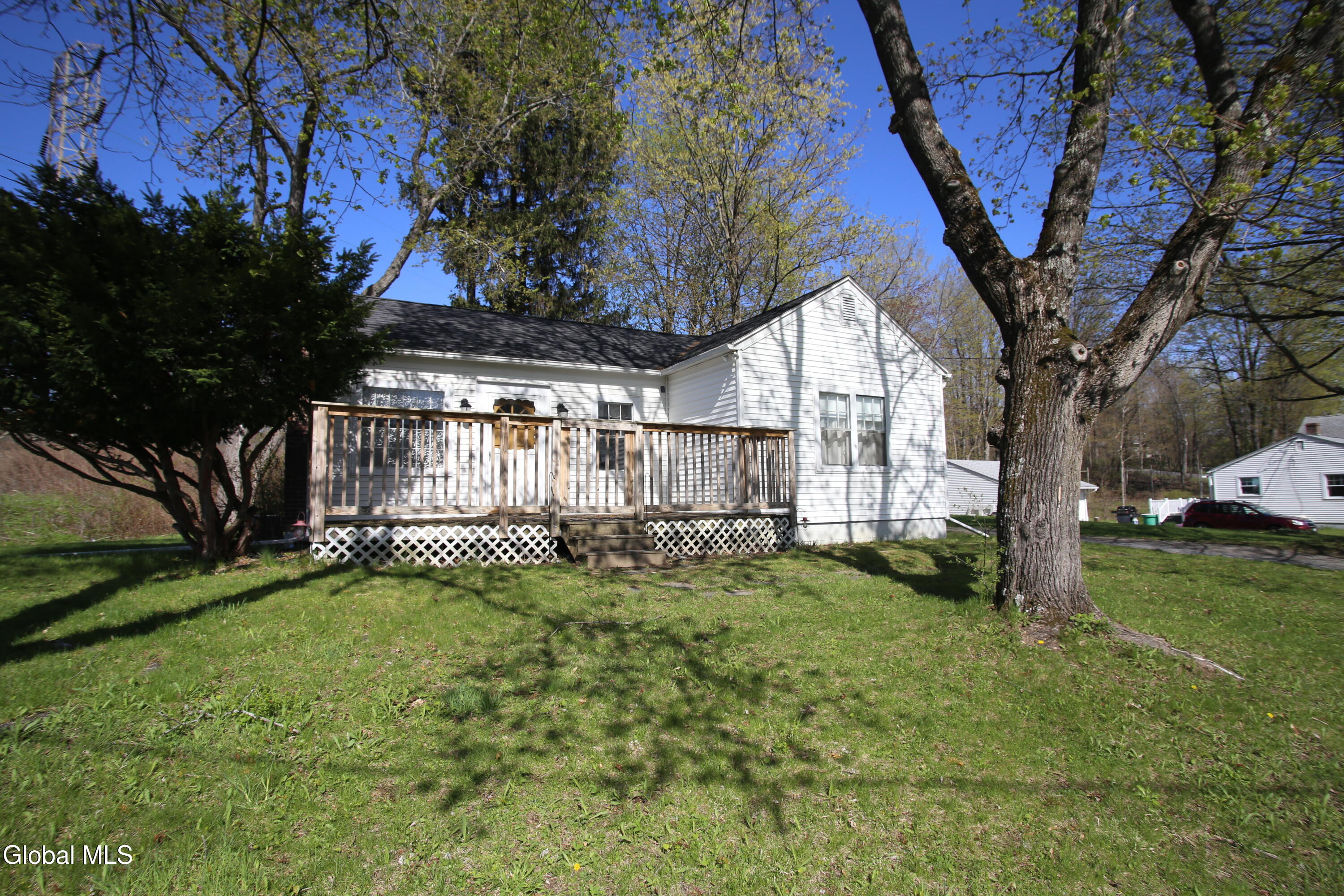 1 Western Avenue Feura Bush NY 12067