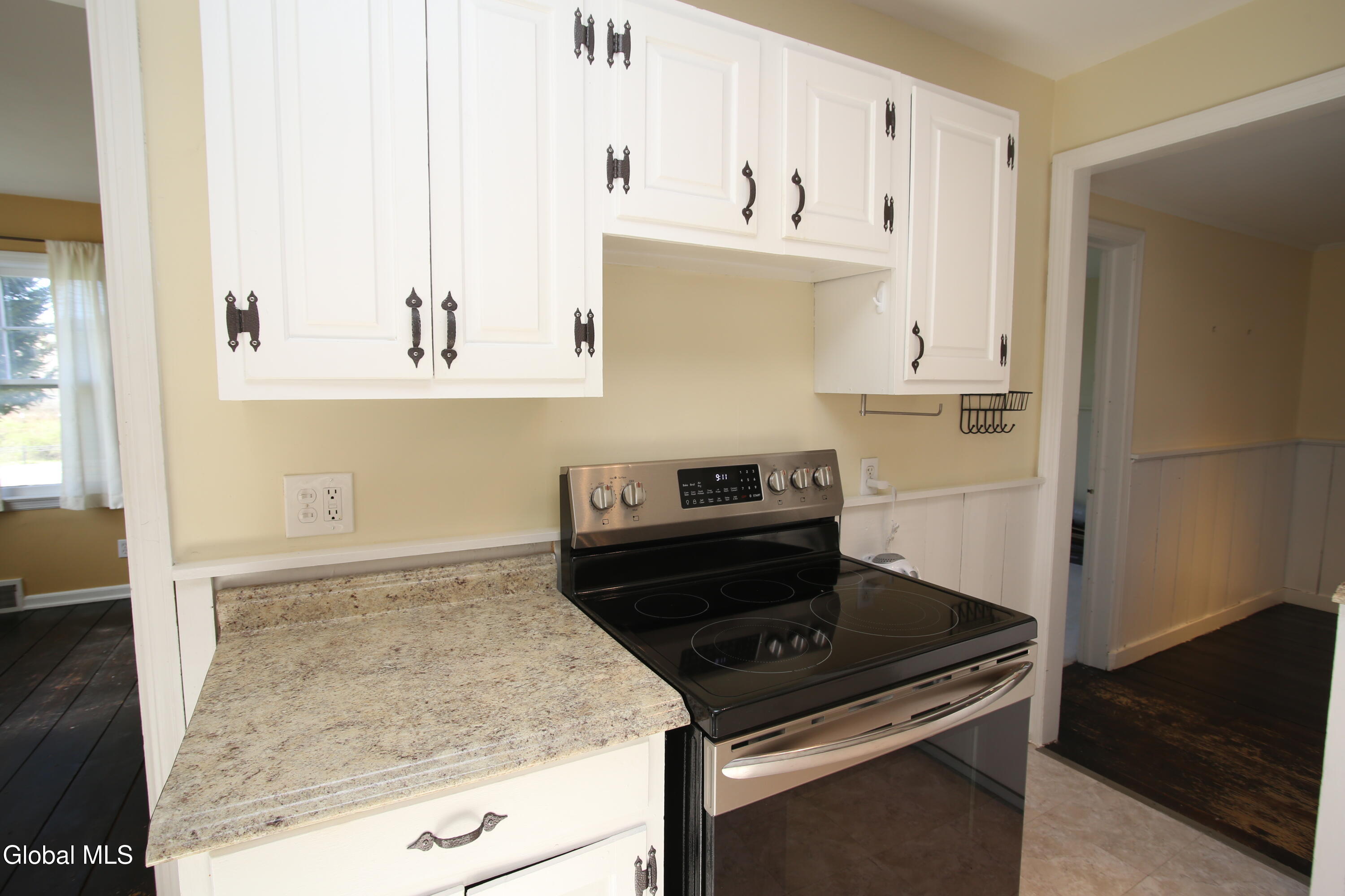 1 Western Avenue Feura Bush NY 12067
