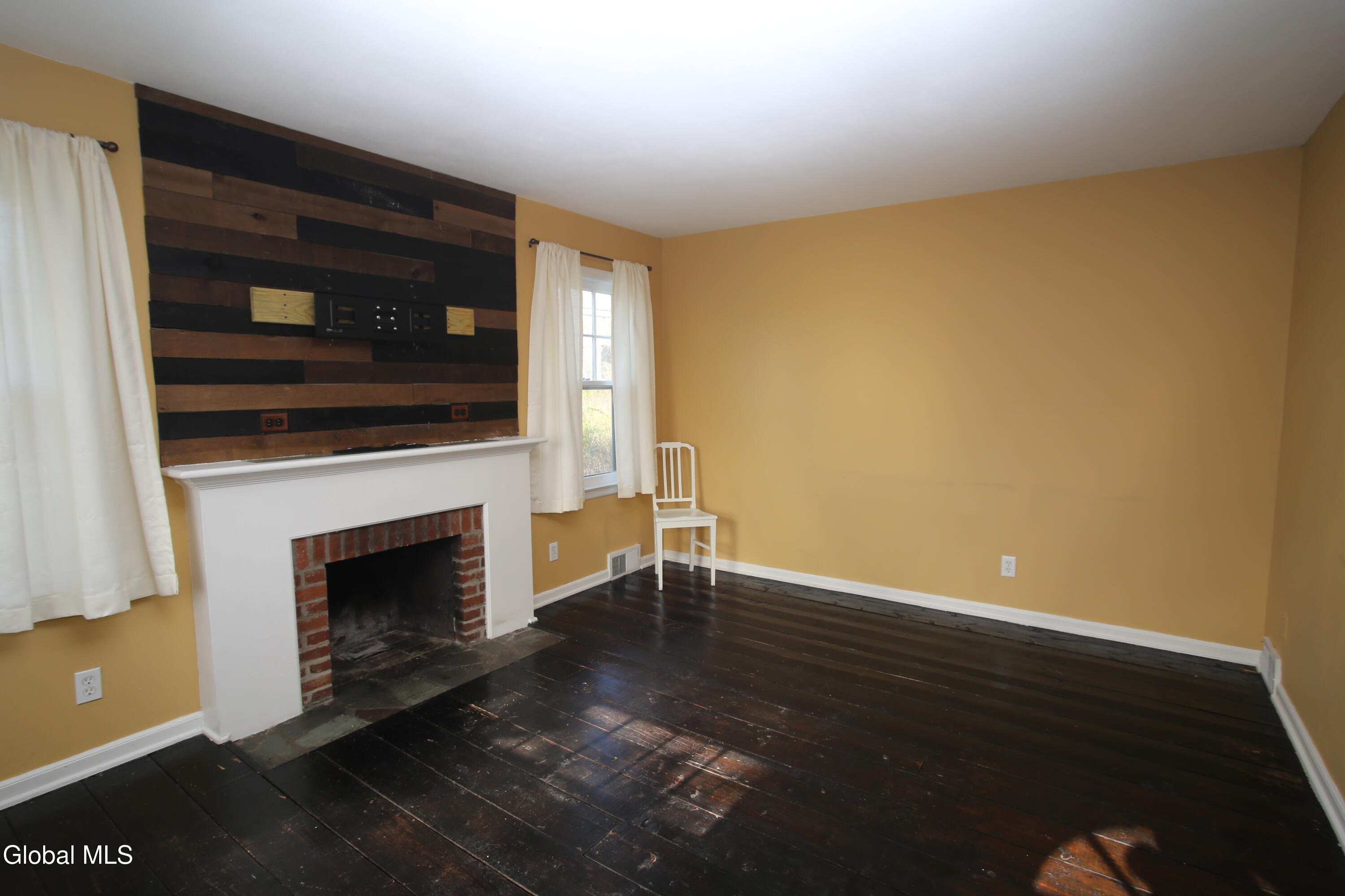 1 Western Avenue Feura Bush NY 12067