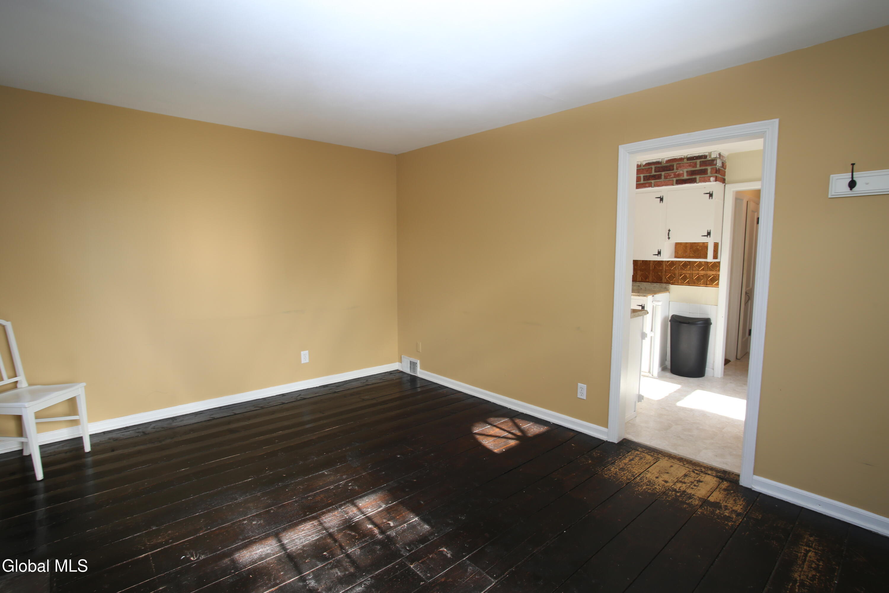 1 Western Avenue Feura Bush NY 12067