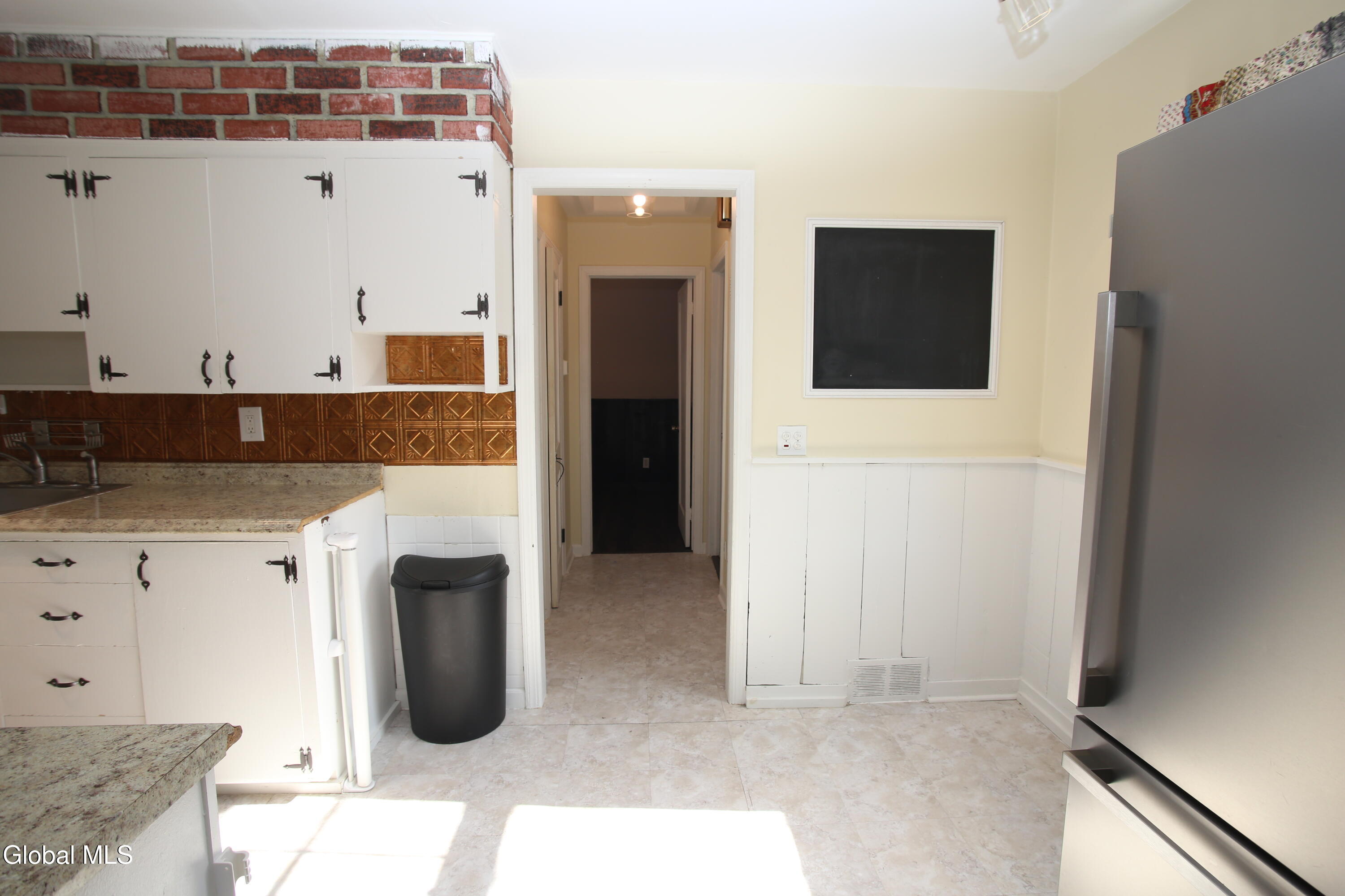 1 Western Avenue Feura Bush NY 12067