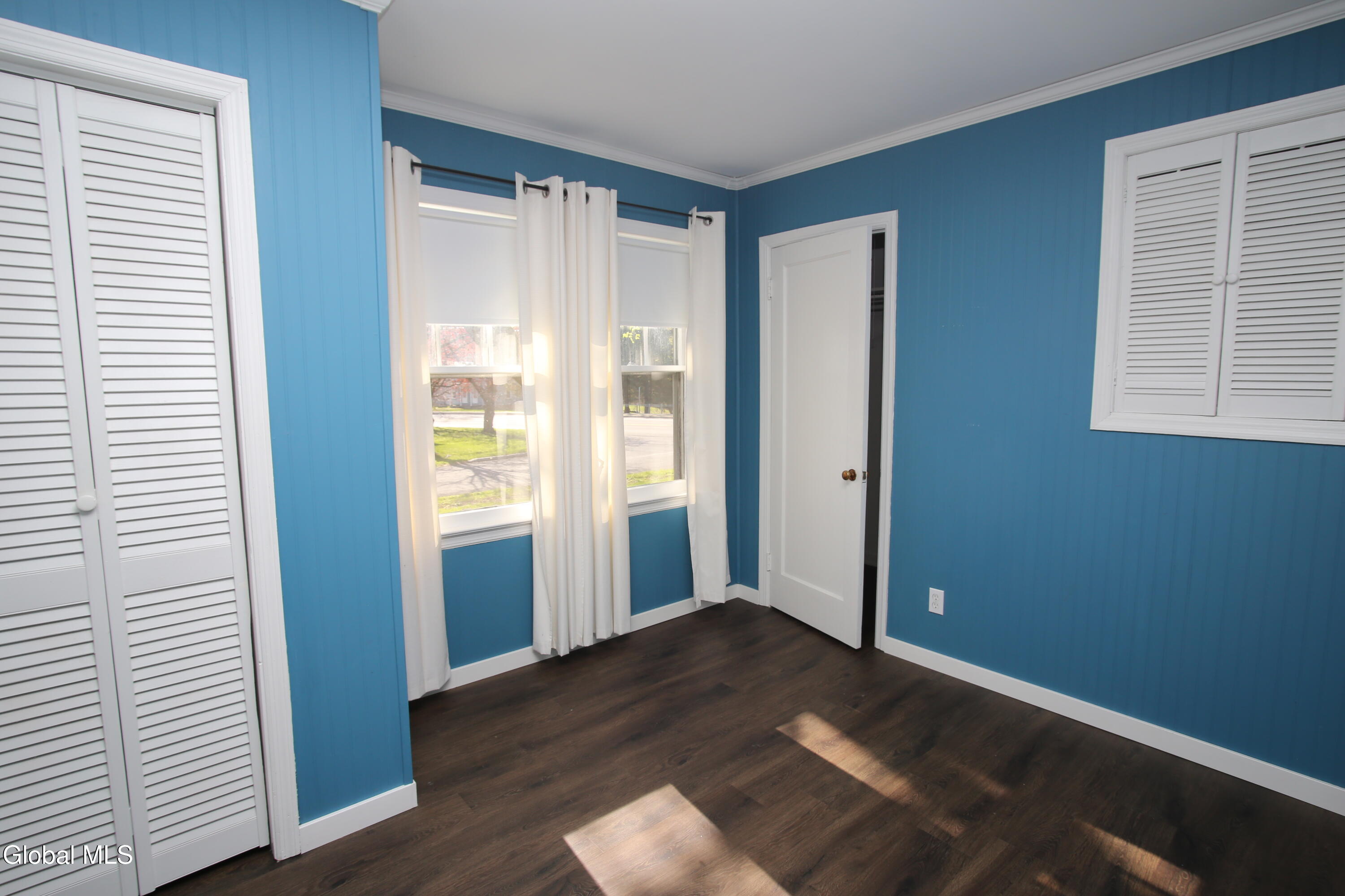 1 Western Avenue Feura Bush NY 12067
