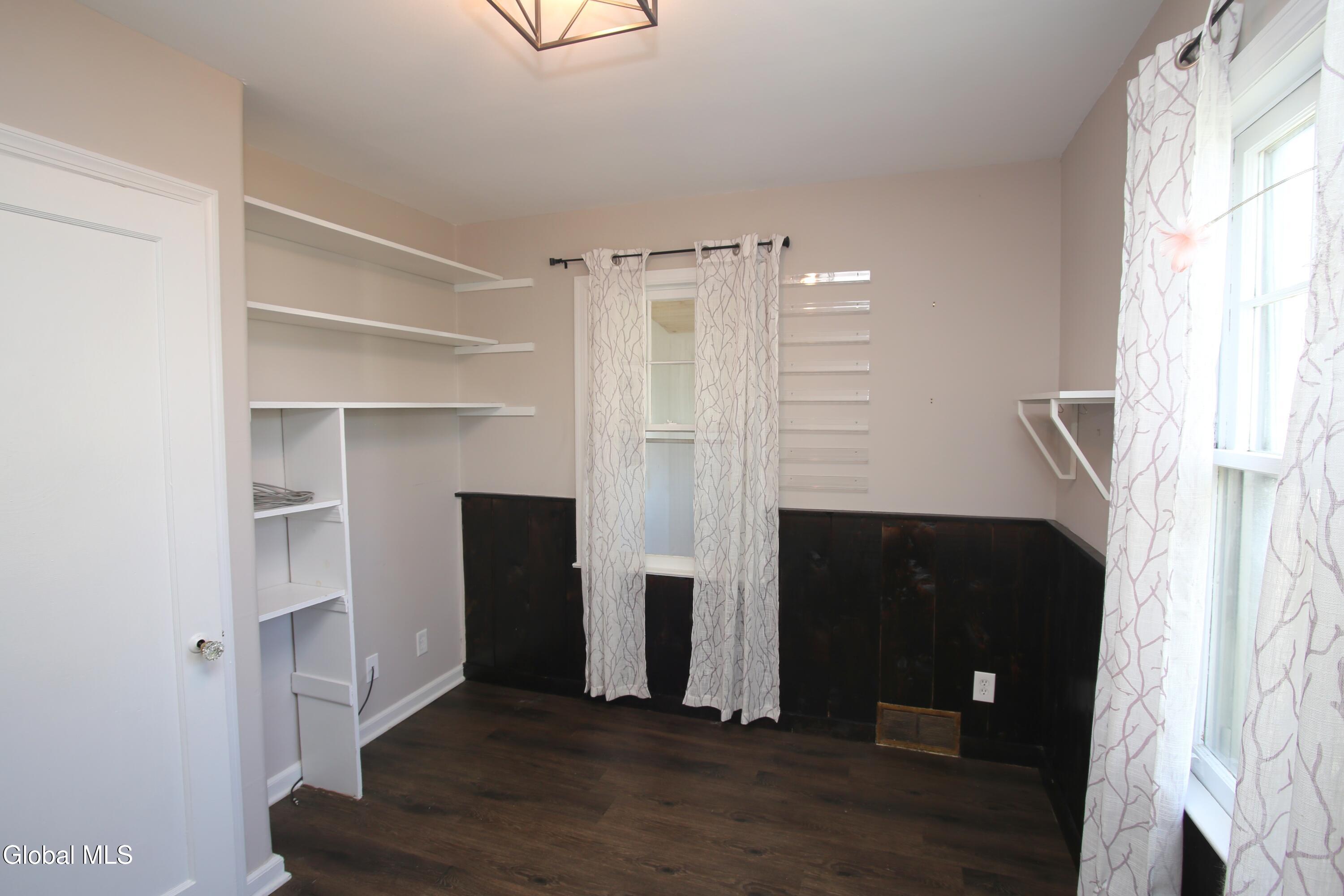 1 Western Avenue Feura Bush NY 12067
