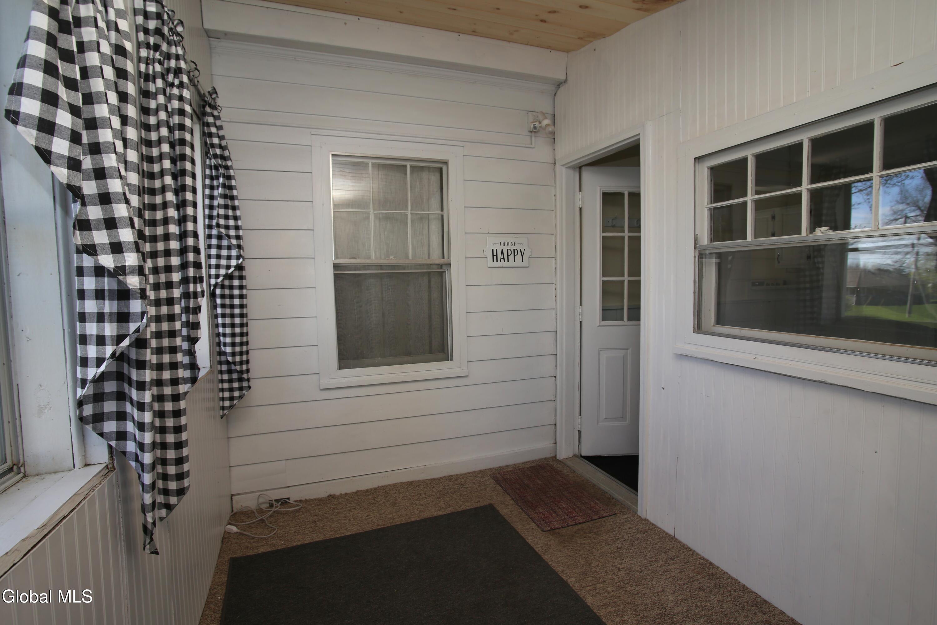 1 Western Avenue Feura Bush NY 12067
