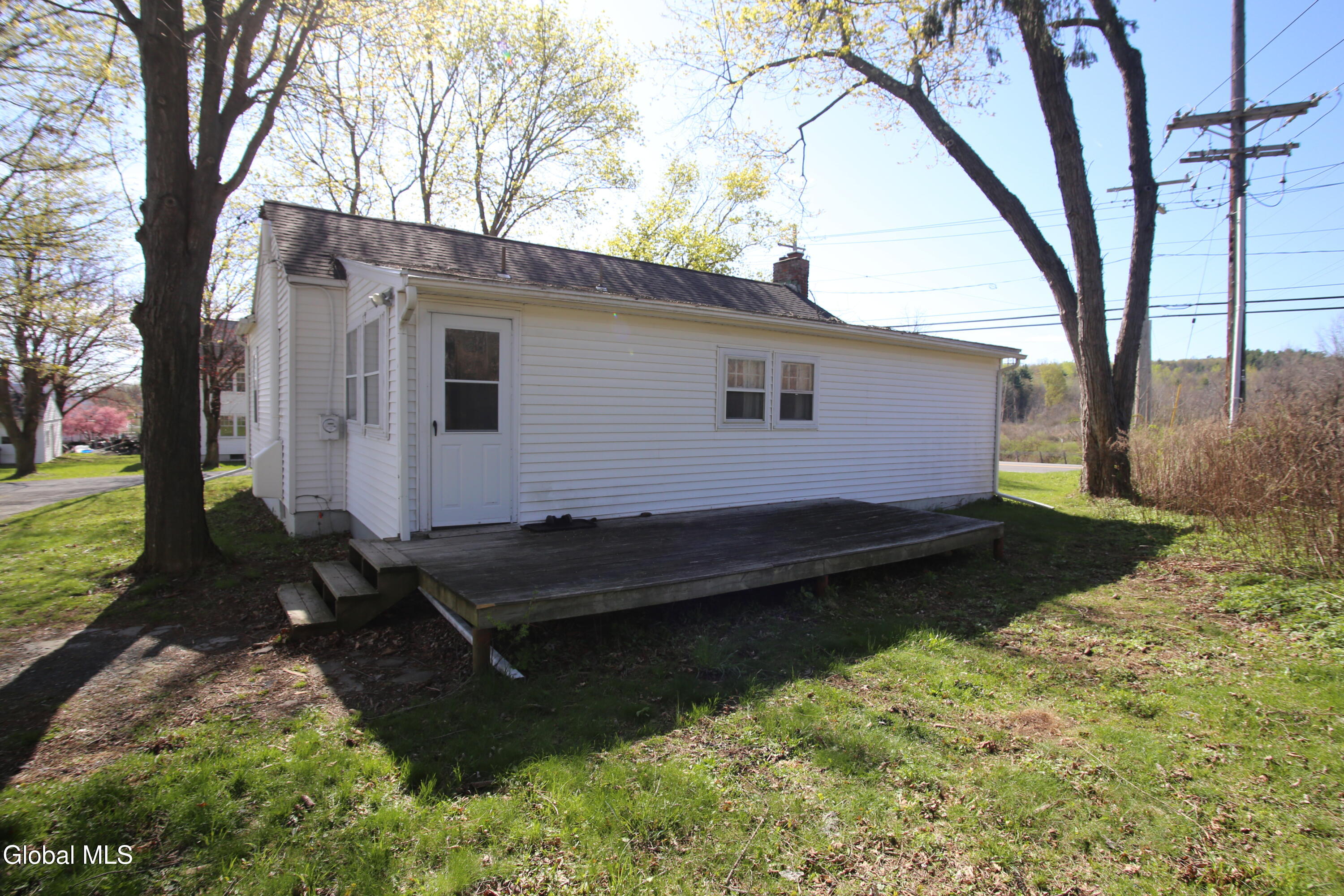 1 Western Avenue Feura Bush NY 12067