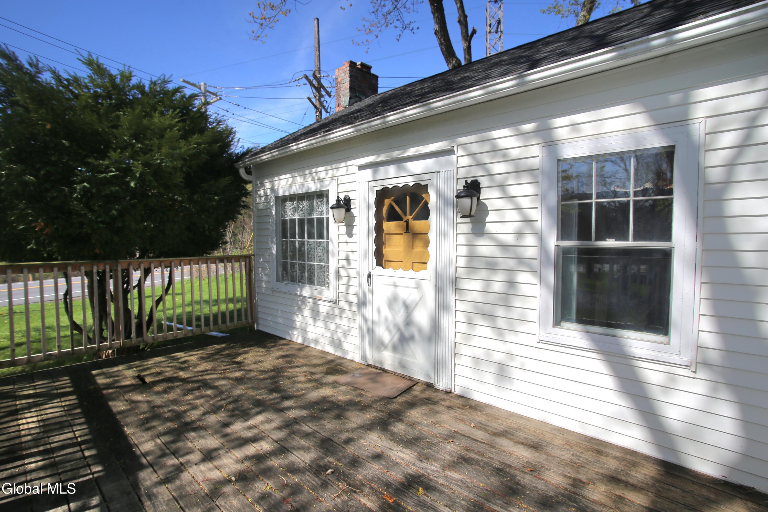1 Western Avenue Feura Bush NY 12067