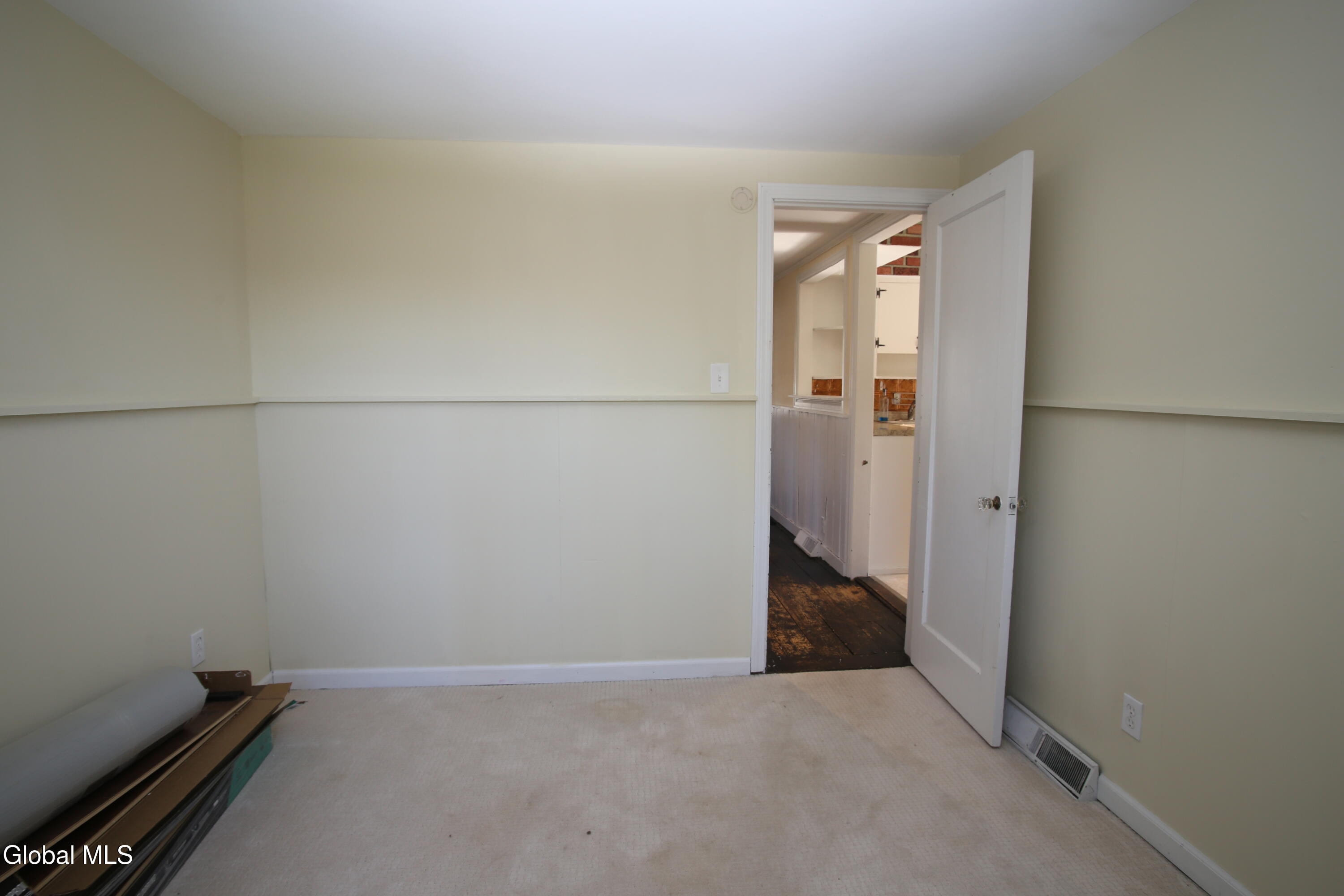 1 Western Avenue Feura Bush NY 12067