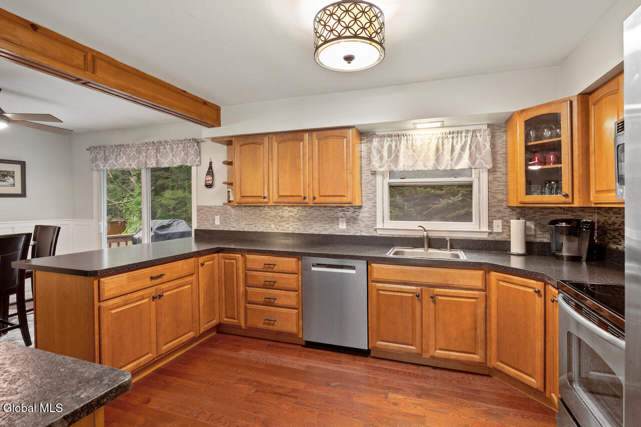 7 Glenwood Drive Saratoga Springs NY 12866