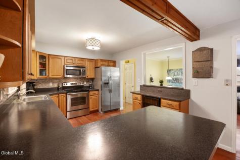7 Glenwood Drive Saratoga Springs NY 12866