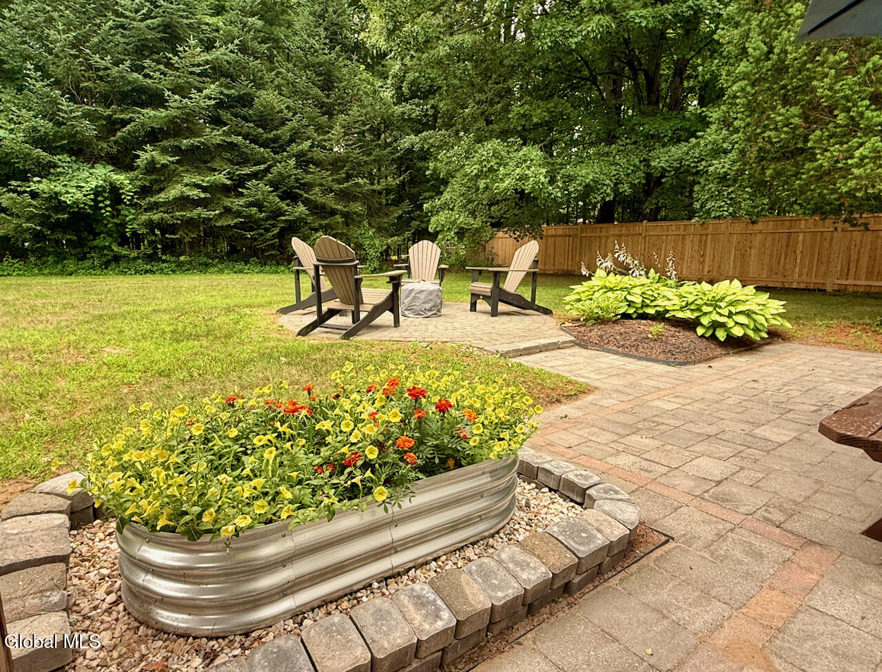 7 Glenwood Drive Saratoga Springs NY 12866
