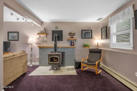 7 Glenwood Drive Saratoga Springs NY 12866